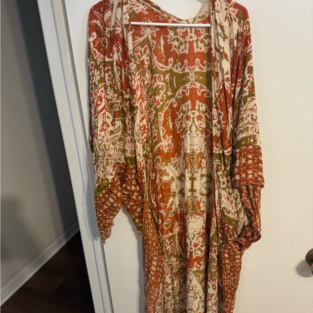 Fall colored kimono, size medium